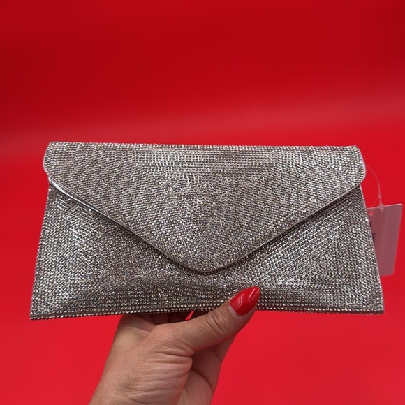 Silver Rhinestone clutch with removable silver chain snap closure - Picture 12 of 15